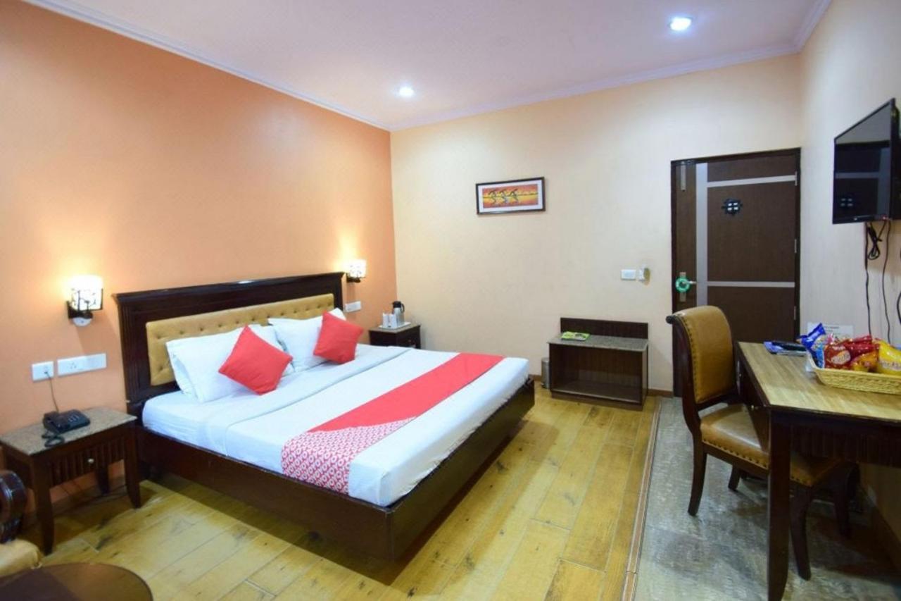 Goroomgo Marc Shimla Near Mall Road - Luxury Room - Excellent Service - Ample Parking - Best Hotel In Shimla Exteriör bild